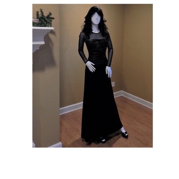 Tadashi SIXE XS BLACK VELVET - Picture 3 of 15